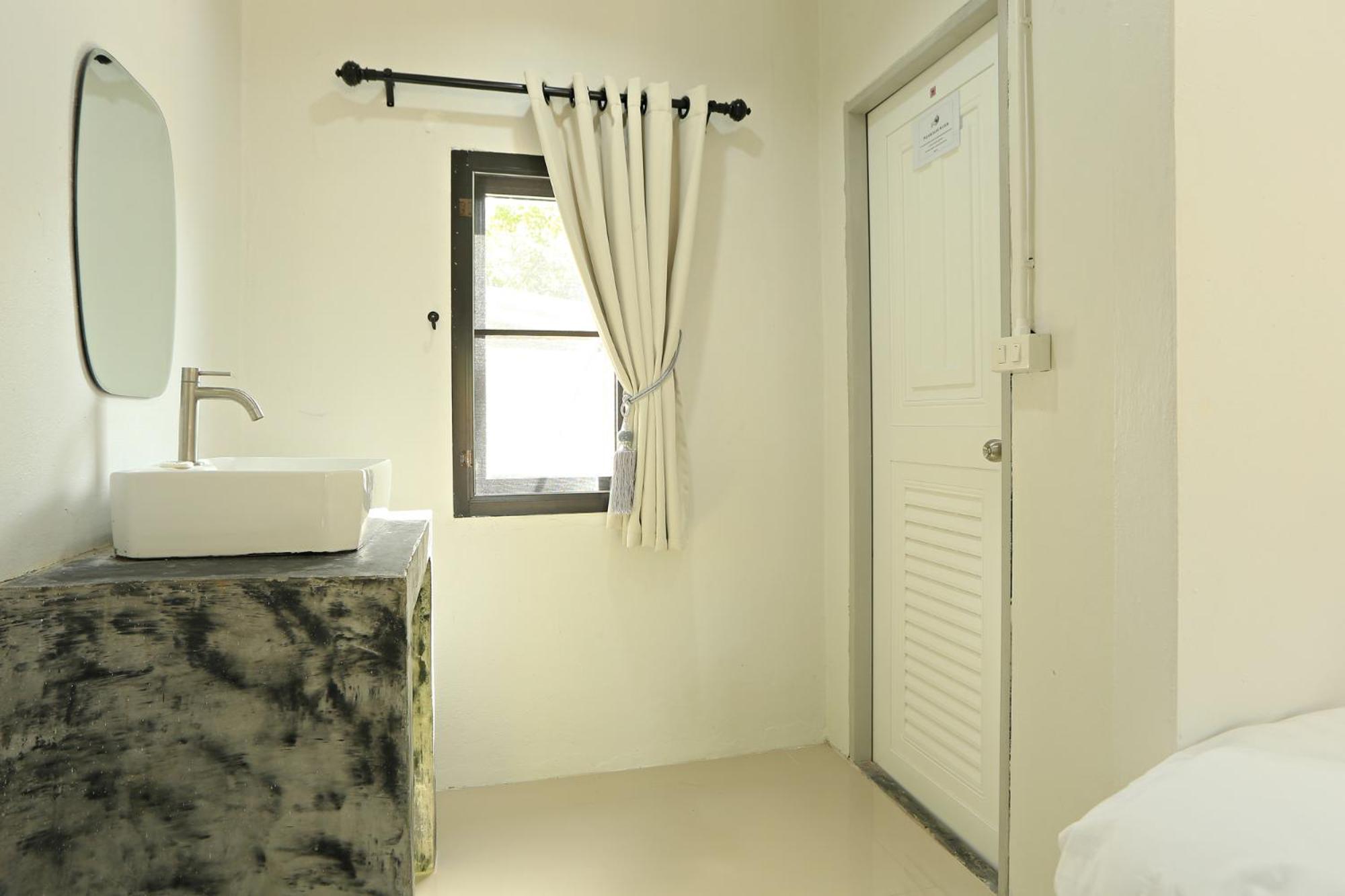 Giggling Tree Resort Ko Tao Exterior photo