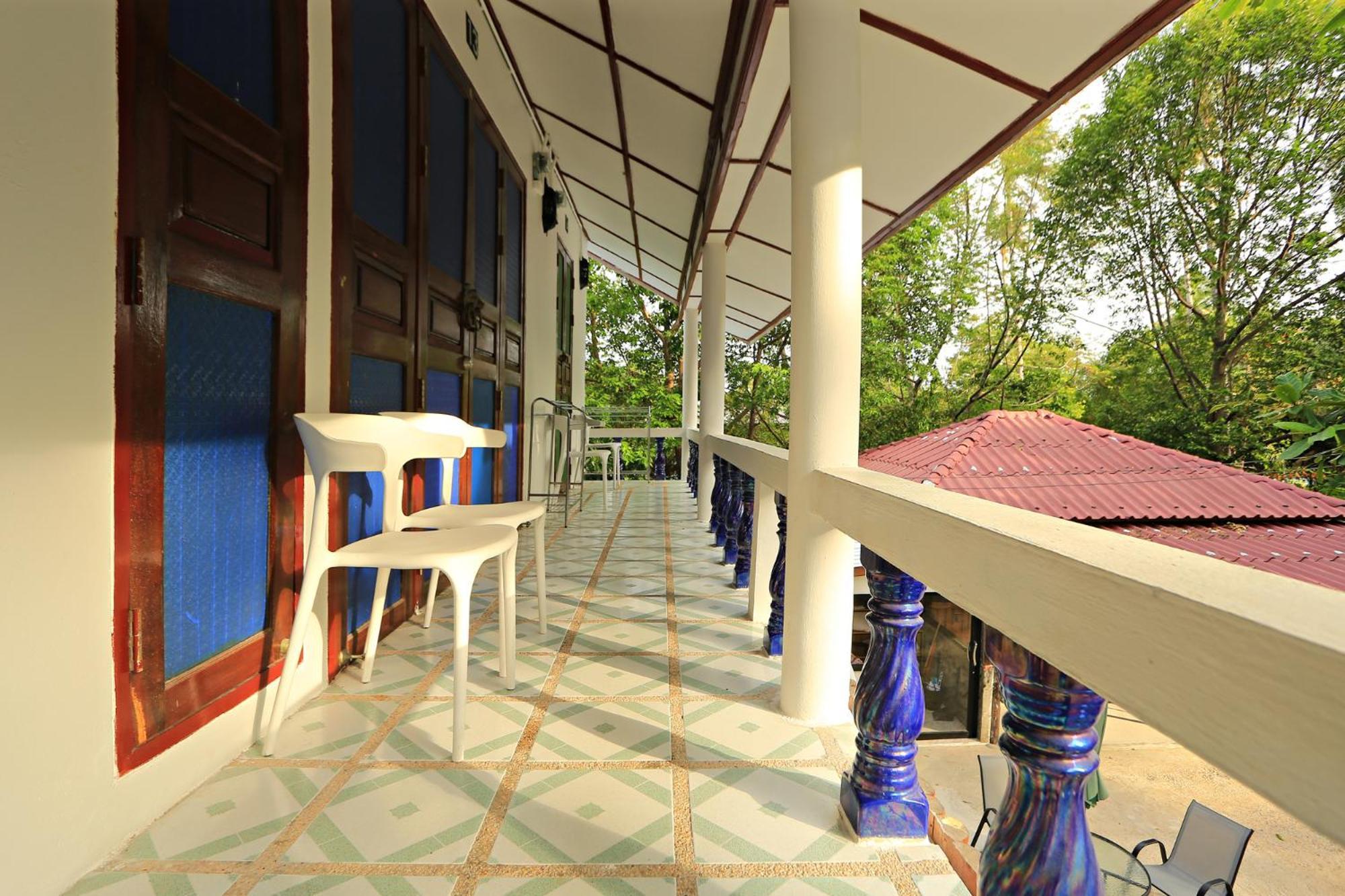 Giggling Tree Resort Ko Tao Exterior photo